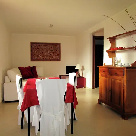 Elegant Tuscan